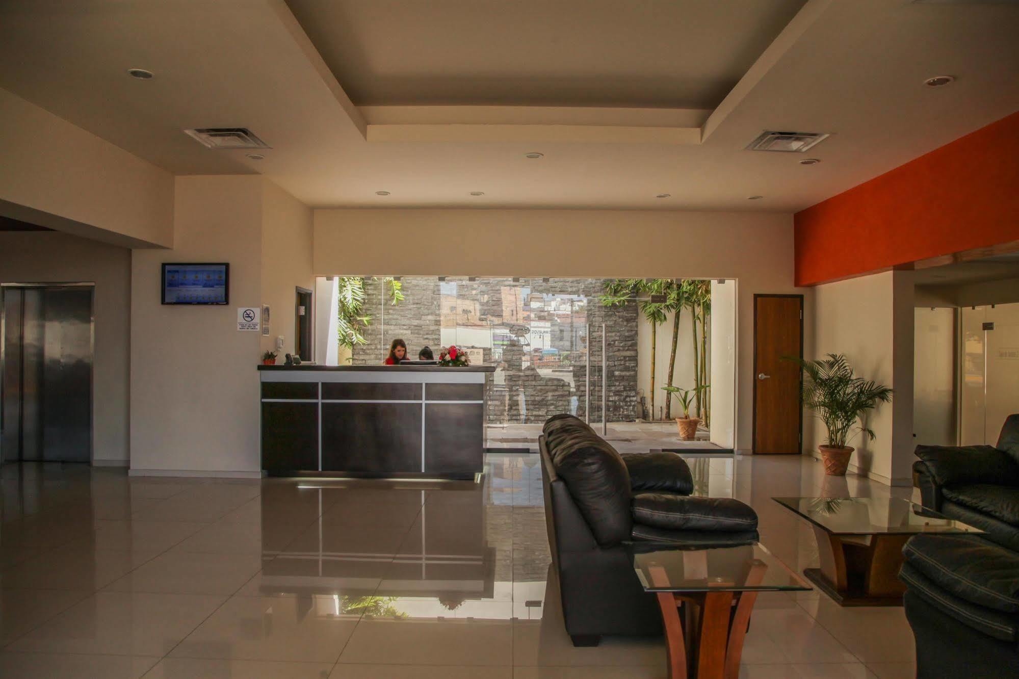 Best Western Plus La Mina Parral İç mekan fotoğraf